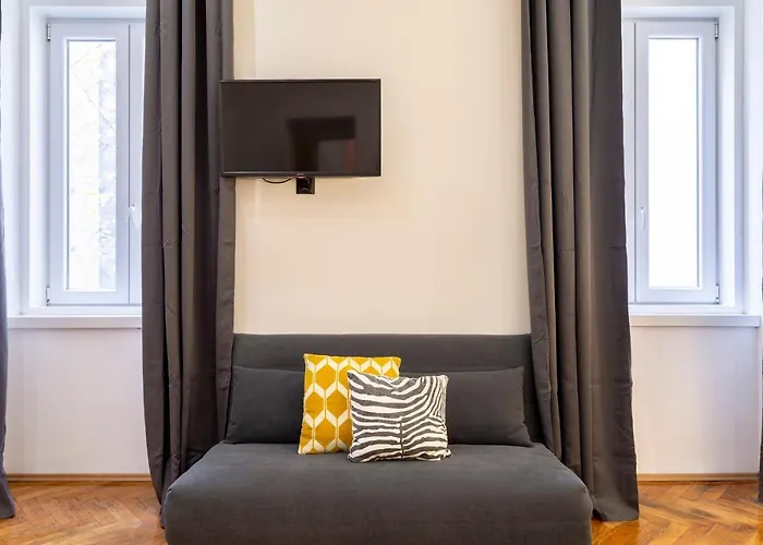 Elegante Vicino Stazione - Gold * Trieste