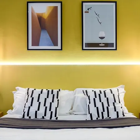 Elegante Vicino Stazione - Gold ترييستي