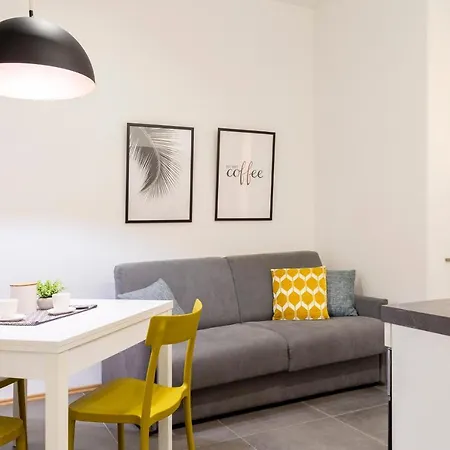 Elegante Vicino Stazione - Gold Apartamento Trieste