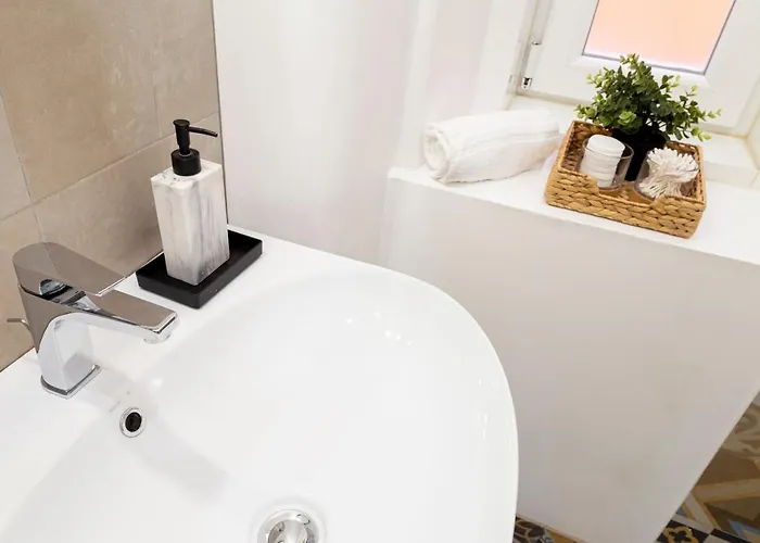 Elegante Vicino Stazione - Gold